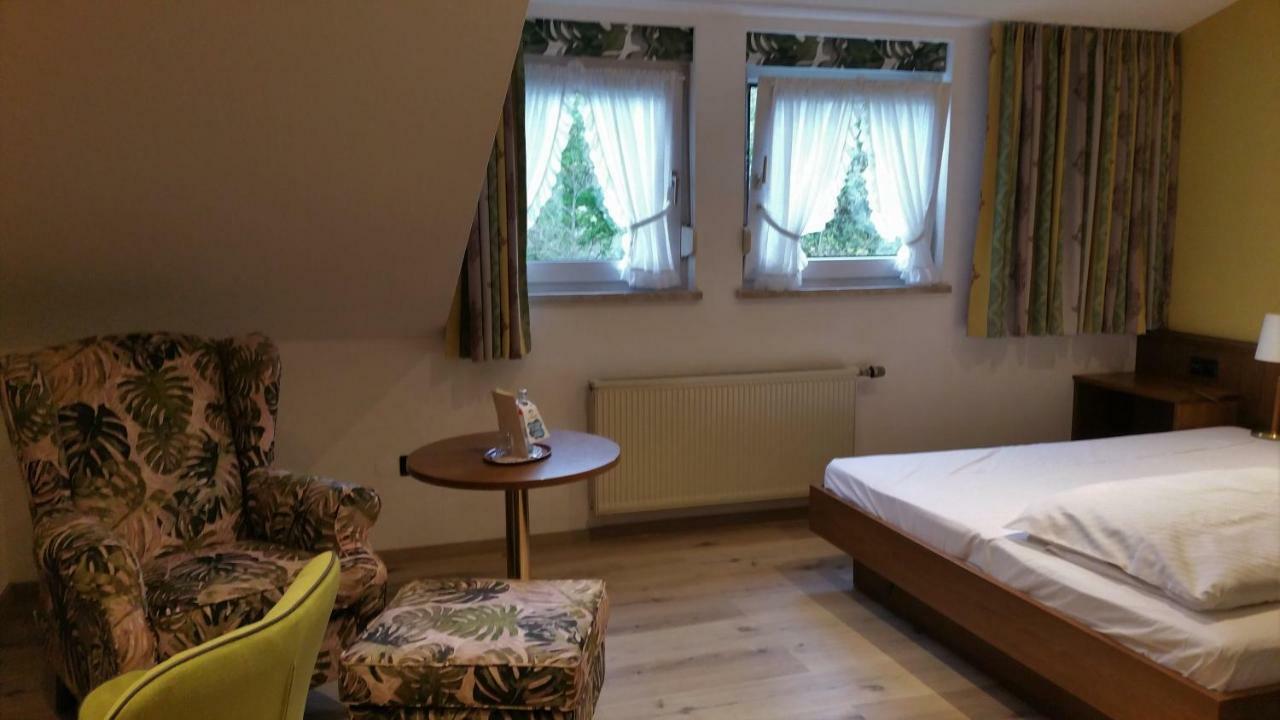 Land-Gut Hotel Zur Bruecke Garni Drolshagen Exterior foto